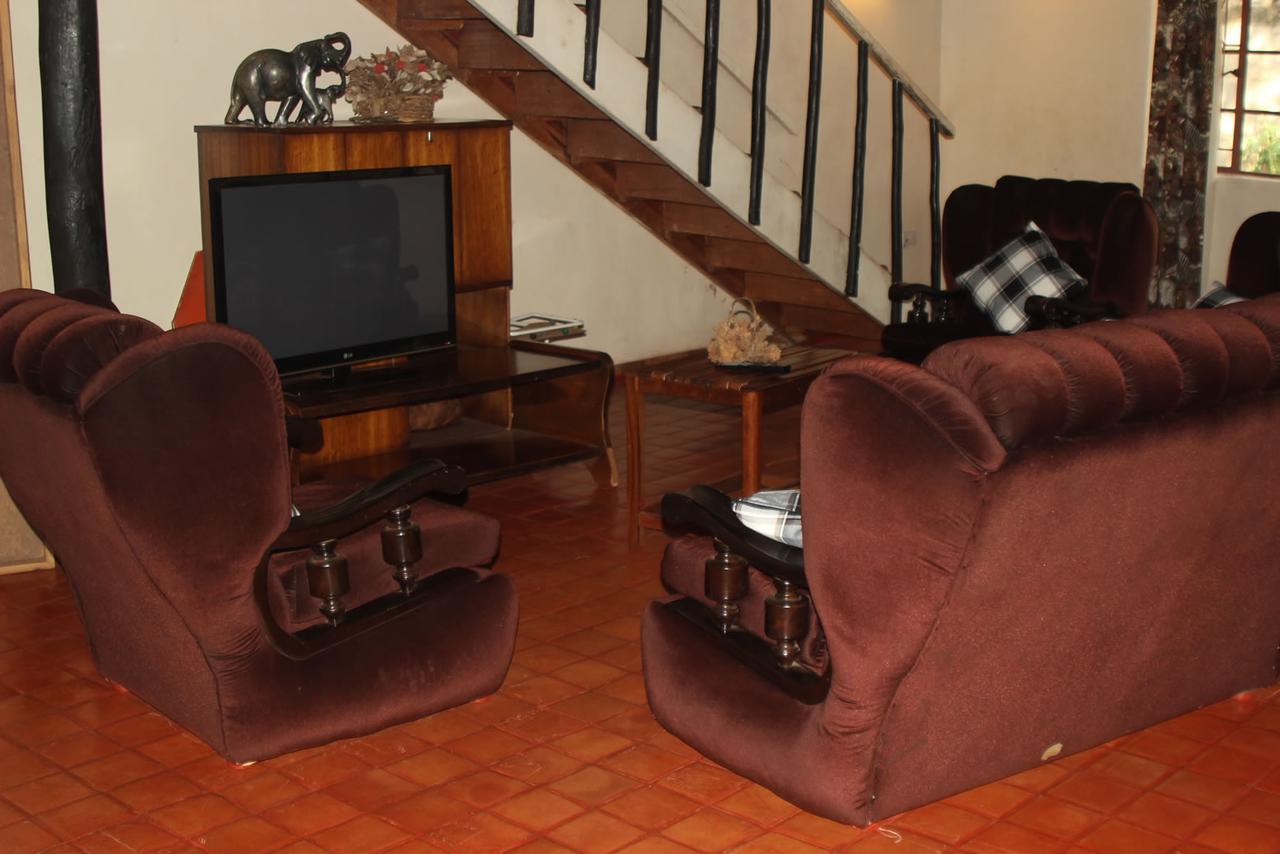 Mosi-Ua-Tunya Lodge Victoria Falls Exterior photo