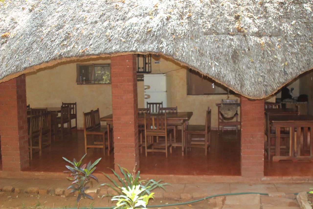 Mosi-Ua-Tunya Lodge Victoria Falls Exterior photo